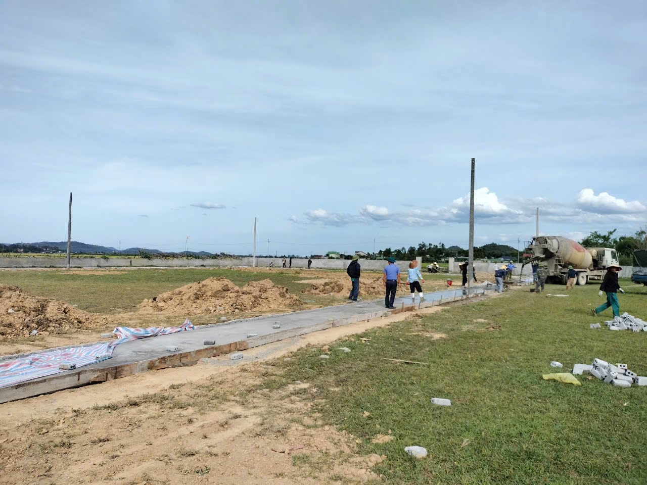 XÓM 2 2